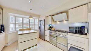 Photo 9- click for photo gallery